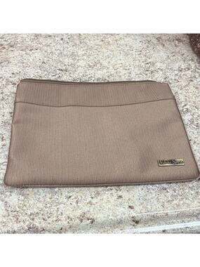 Falchi Sport Taupe zip ribbed clutch bag